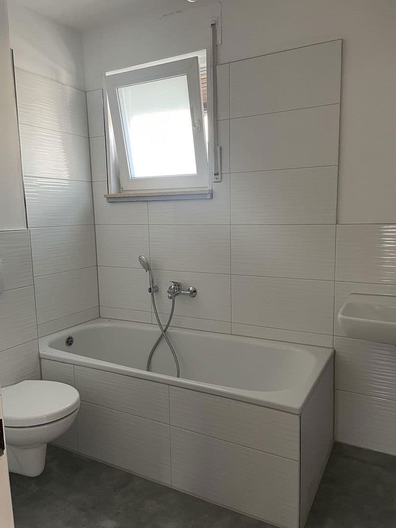 Prodej domu 110 m², pozemek 245 m², Hanau, Hessen Prodej domu 110 m², pozemek 245 m², Hanau, Hessen