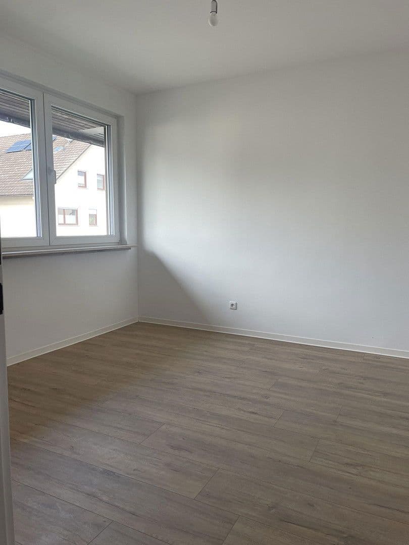 Prodej domu 110 m², pozemek 245 m², Hanau, Hessen Prodej domu 110 m², pozemek 245 m², Hanau, Hessen