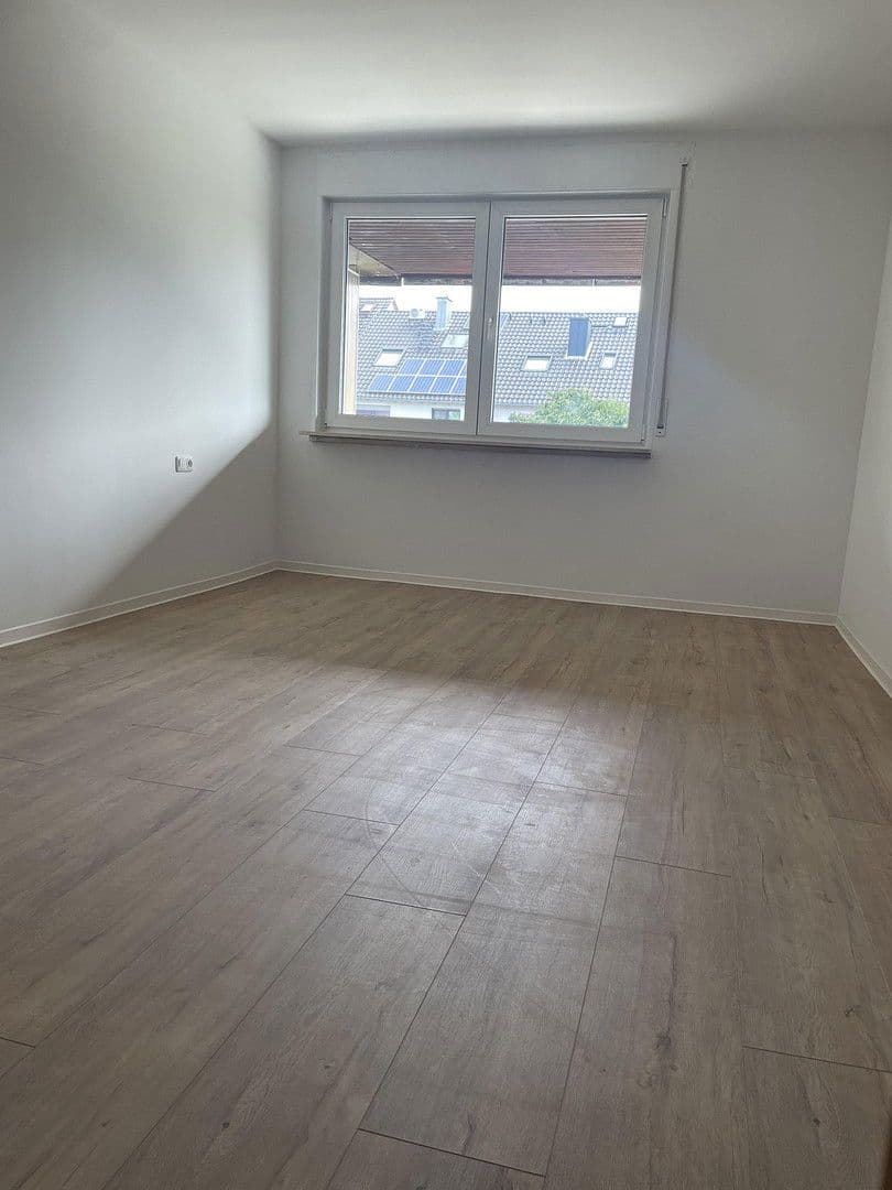 Prodej domu 110 m², pozemek 245 m², Hanau, Hessen Prodej domu 110 m², pozemek 245 m², Hanau, Hessen