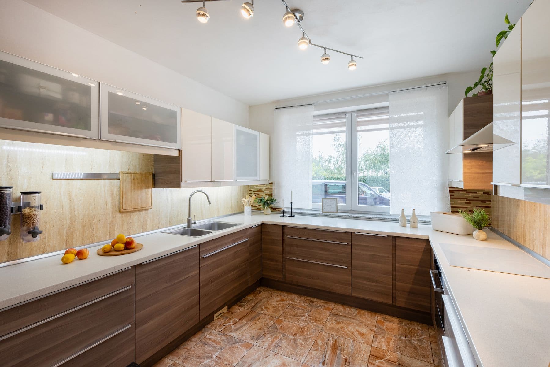 Prodej domu 213 m², pozemek 290 m², Čs. armády, Pletený Újezd, Středočeský kraj Prodej domu 213 m², pozemek 290 m², Čs. armády, Pletený Újezd, Středočeský kraj