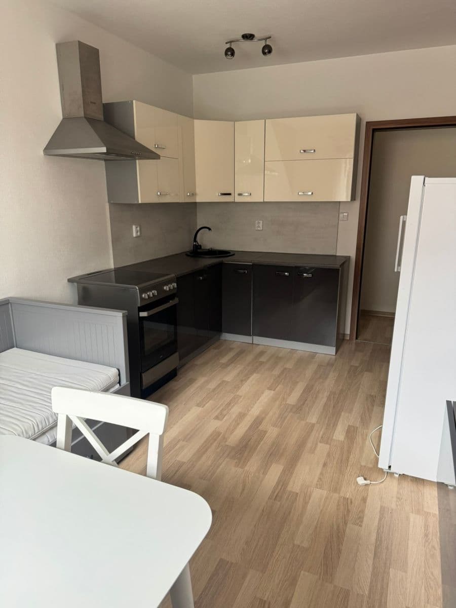 Pronájem bytu 2+kk 45 m², Okružní, Planá nad Lužnicí, Jihočeský kraj Pronájem bytu 2+kk 45 m², Okružní, Planá nad Lužnicí, Jihočeský kraj