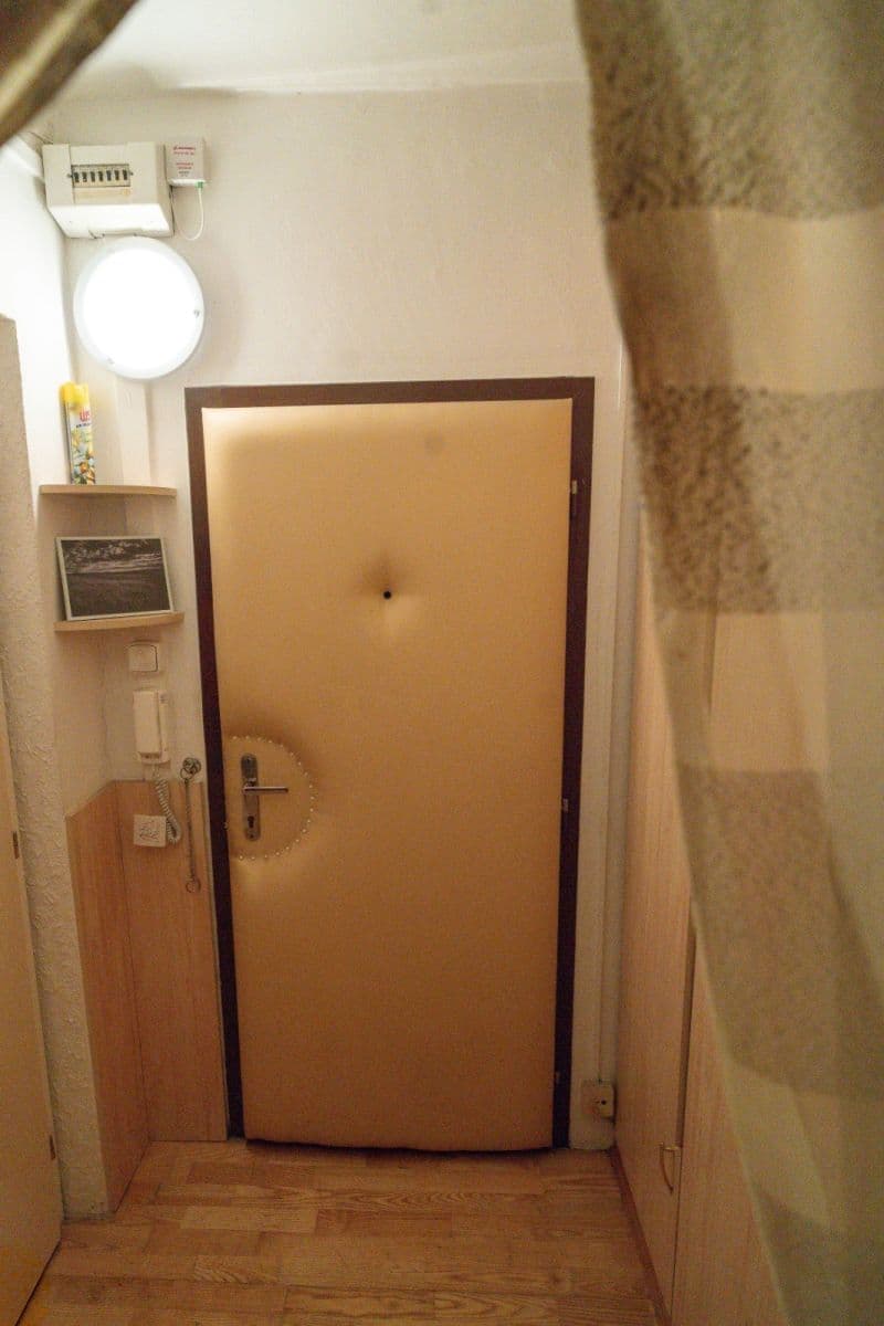 Prodej bytu 1+1 32 m², Podlesí II, Zlín, Zlínský kraj Prodej bytu 1+1 32 m², Podlesí II, Zlín, Zlínský kraj