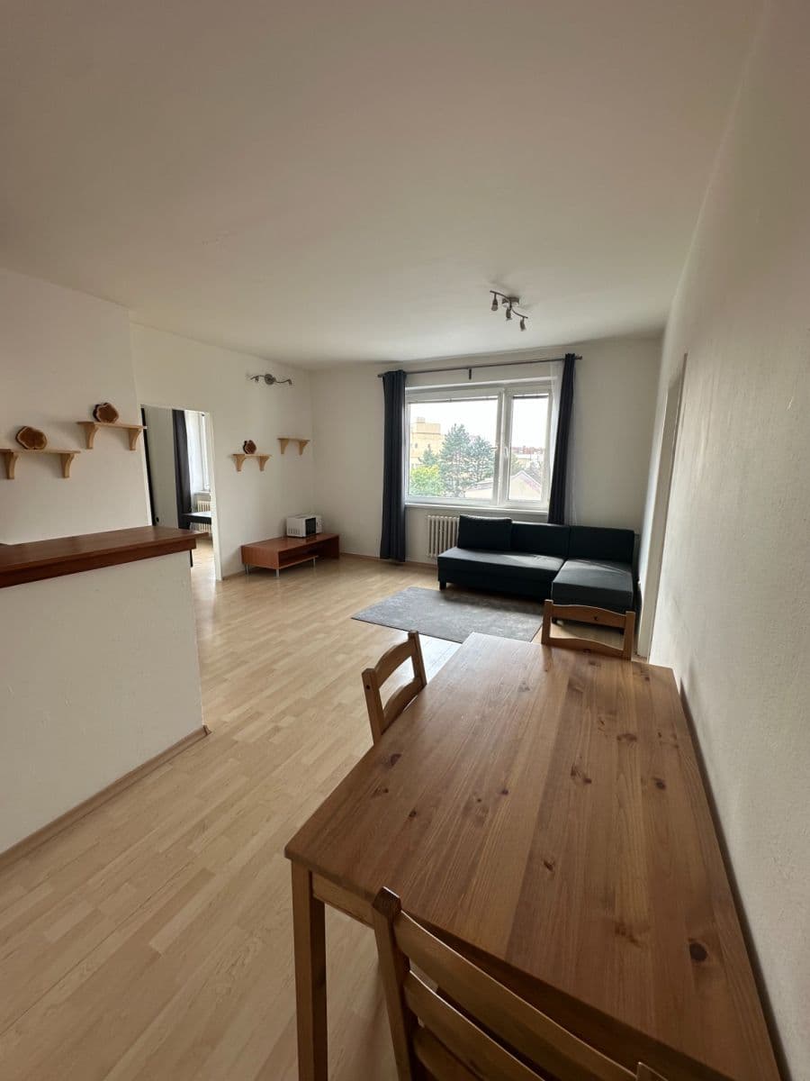 Prodej bytu 4+kk 93 m², Hráského, Benešov, Středočeský kraj Prodej bytu 4+kk 93 m², Hráského, Benešov, Středočeský kraj