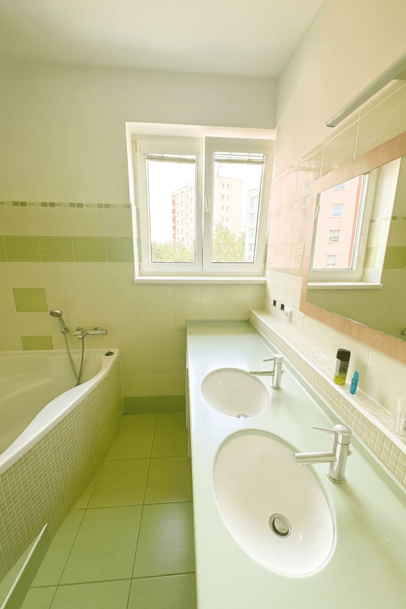 Prodej bytu 4+kk 93 m², Hráského, Benešov, Středočeský kraj Prodej bytu 4+kk 93 m², Hráského, Benešov, Středočeský kraj