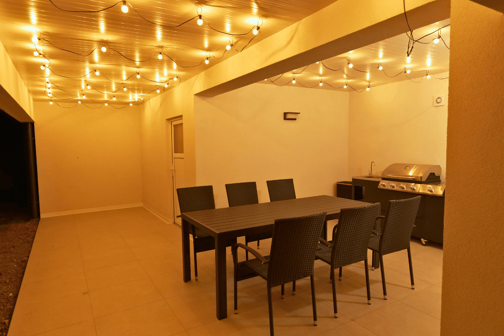 Prodej domu 200 m², pozemek 800 m², Moravany, Jihomoravský kraj Prodej domu 200 m², pozemek 800 m², Moravany, Jihomoravský kraj