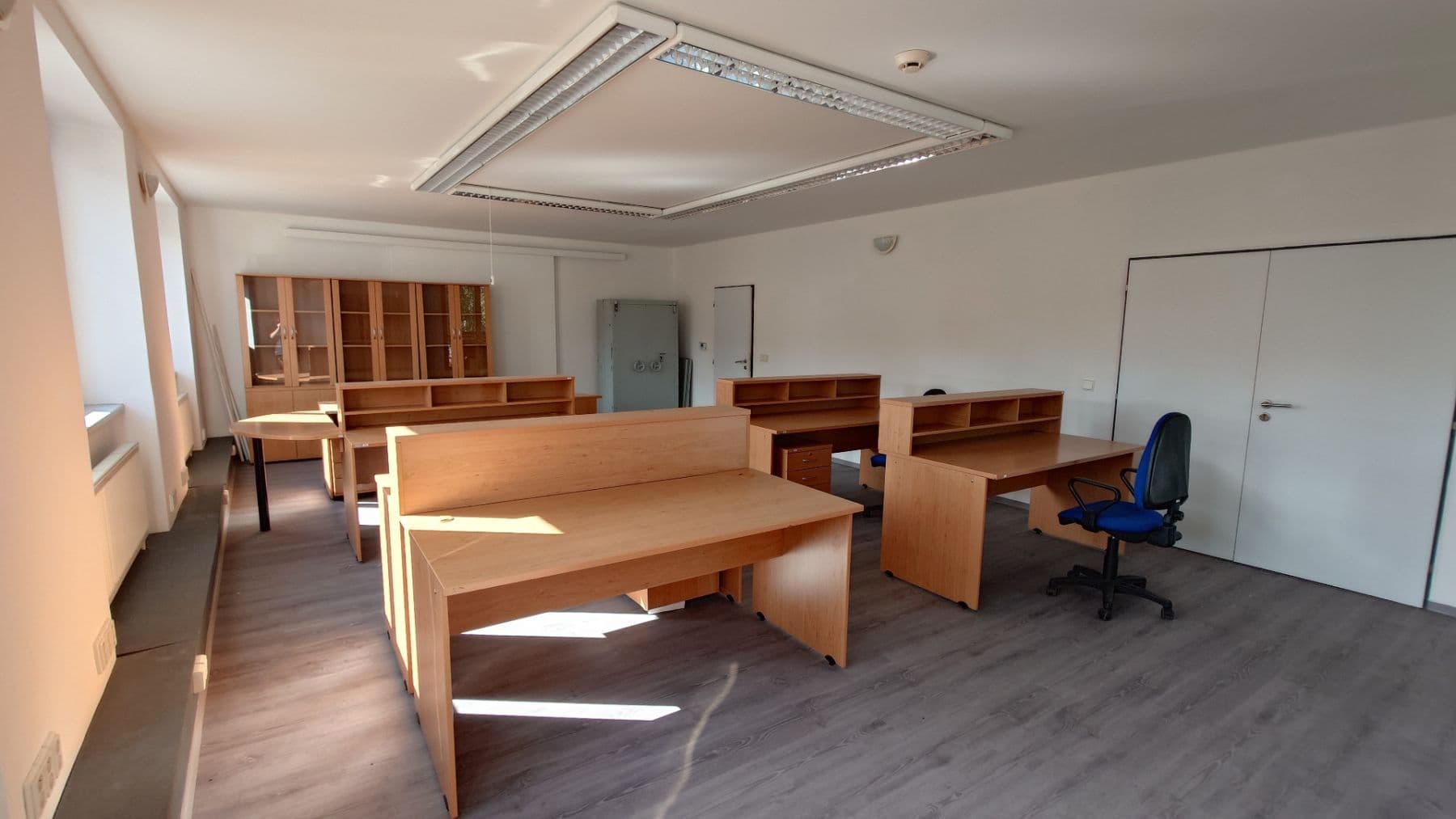 Pronájem kanceláře 100 m², Družstevní, Chrastava, Liberecký kraj Pronájem kanceláře 100 m², Družstevní, Chrastava, Liberecký kraj