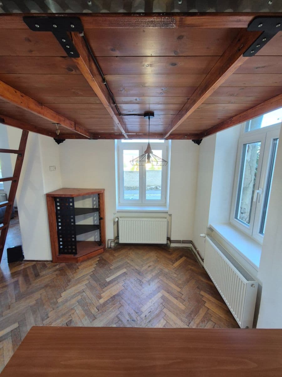 Prodej bytu 2+1 95 m², Skřivánčí, Jablonec nad Nisou, Liberecký kraj Prodej bytu 2+1 95 m², Skřivánčí, Jablonec nad Nisou, Liberecký kraj