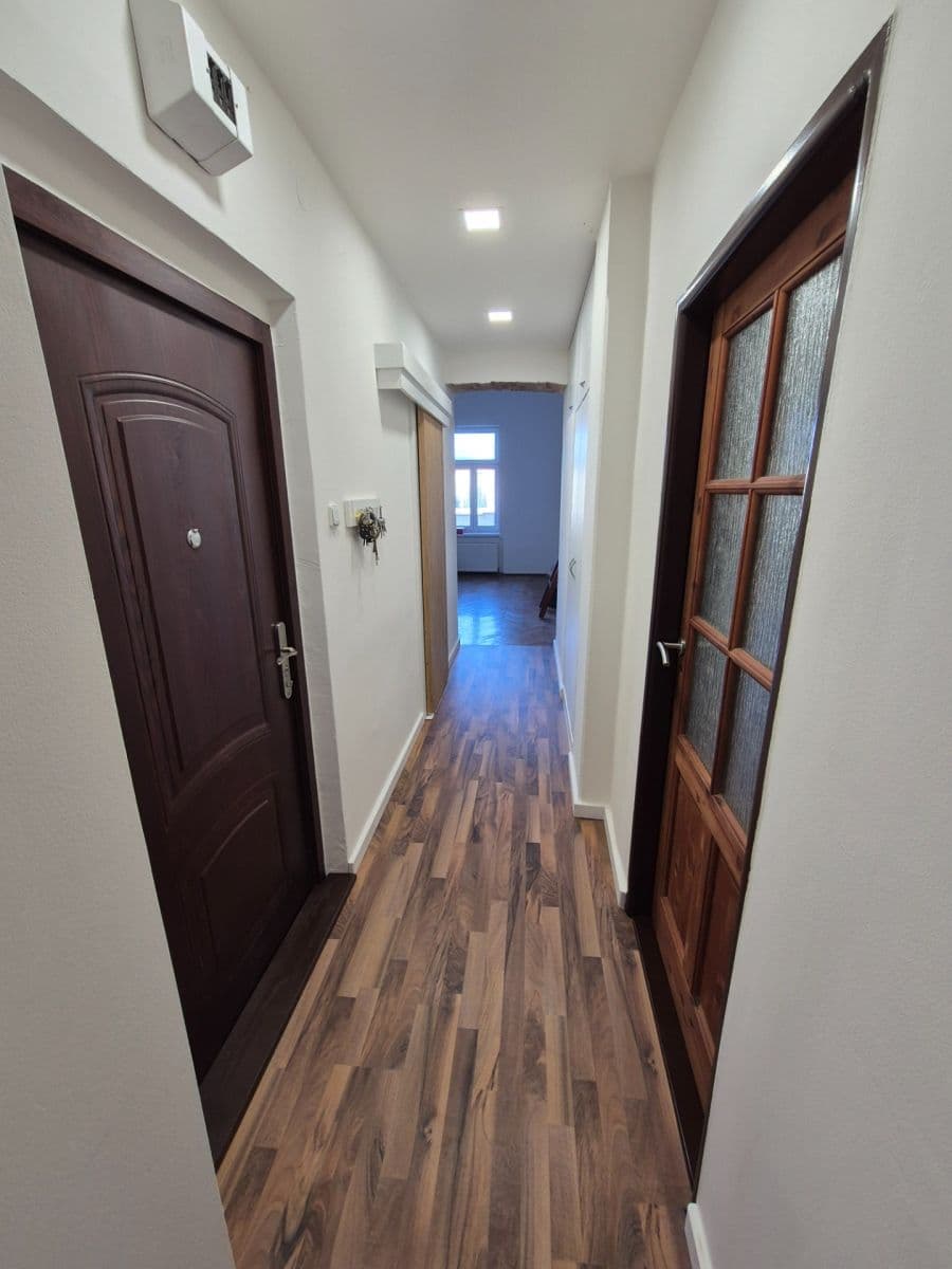 Prodej bytu 2+1 95 m², Skřivánčí, Jablonec nad Nisou, Liberecký kraj Prodej bytu 2+1 95 m², Skřivánčí, Jablonec nad Nisou, Liberecký kraj