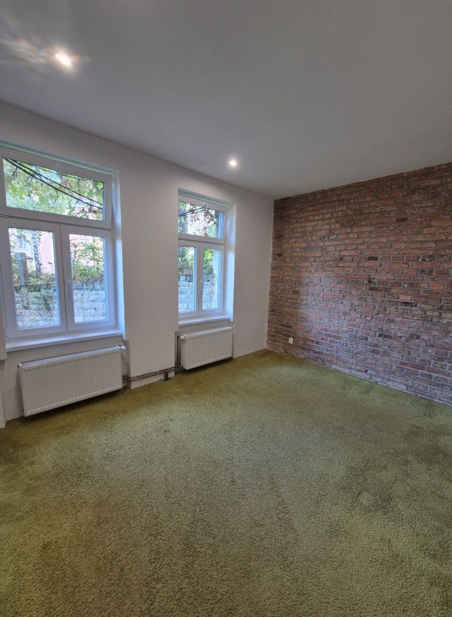 Prodej bytu 2+1 95 m², Skřivánčí, Jablonec nad Nisou, Liberecký kraj Prodej bytu 2+1 95 m², Skřivánčí, Jablonec nad Nisou, Liberecký kraj