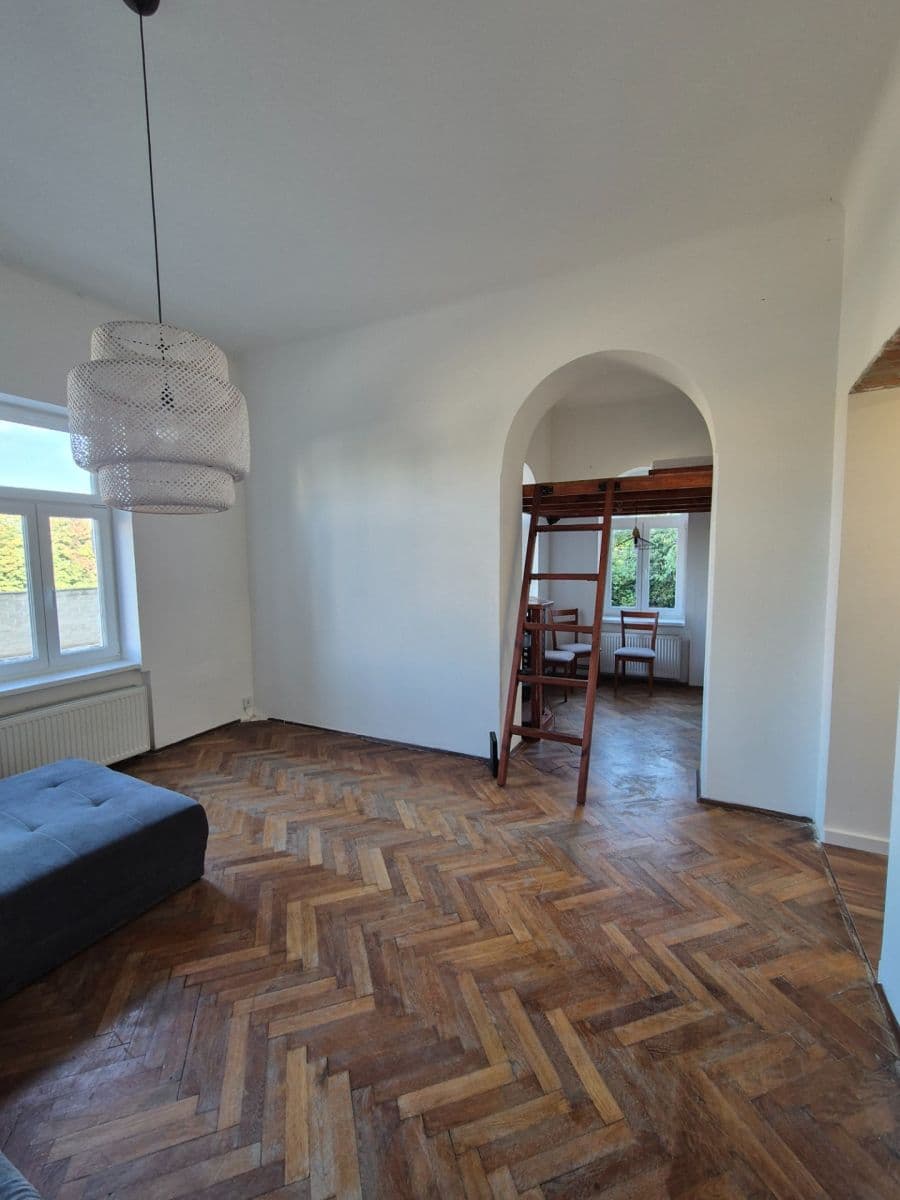 Prodej bytu 2+1 95 m², Skřivánčí, Jablonec nad Nisou, Liberecký kraj Prodej bytu 2+1 95 m², Skřivánčí, Jablonec nad Nisou, Liberecký kraj