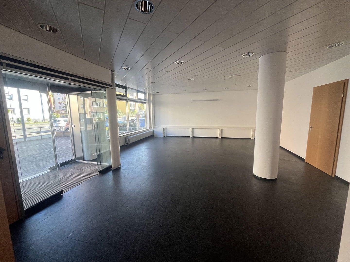 Pronájem nebytového prostoru 100 m², Römerstrasse 216, Heidelberg, Bádensko-Württembersko Pronájem nebytového prostoru 100 m², Römerstrasse 216, Heidelberg, Bádensko-Württembersko