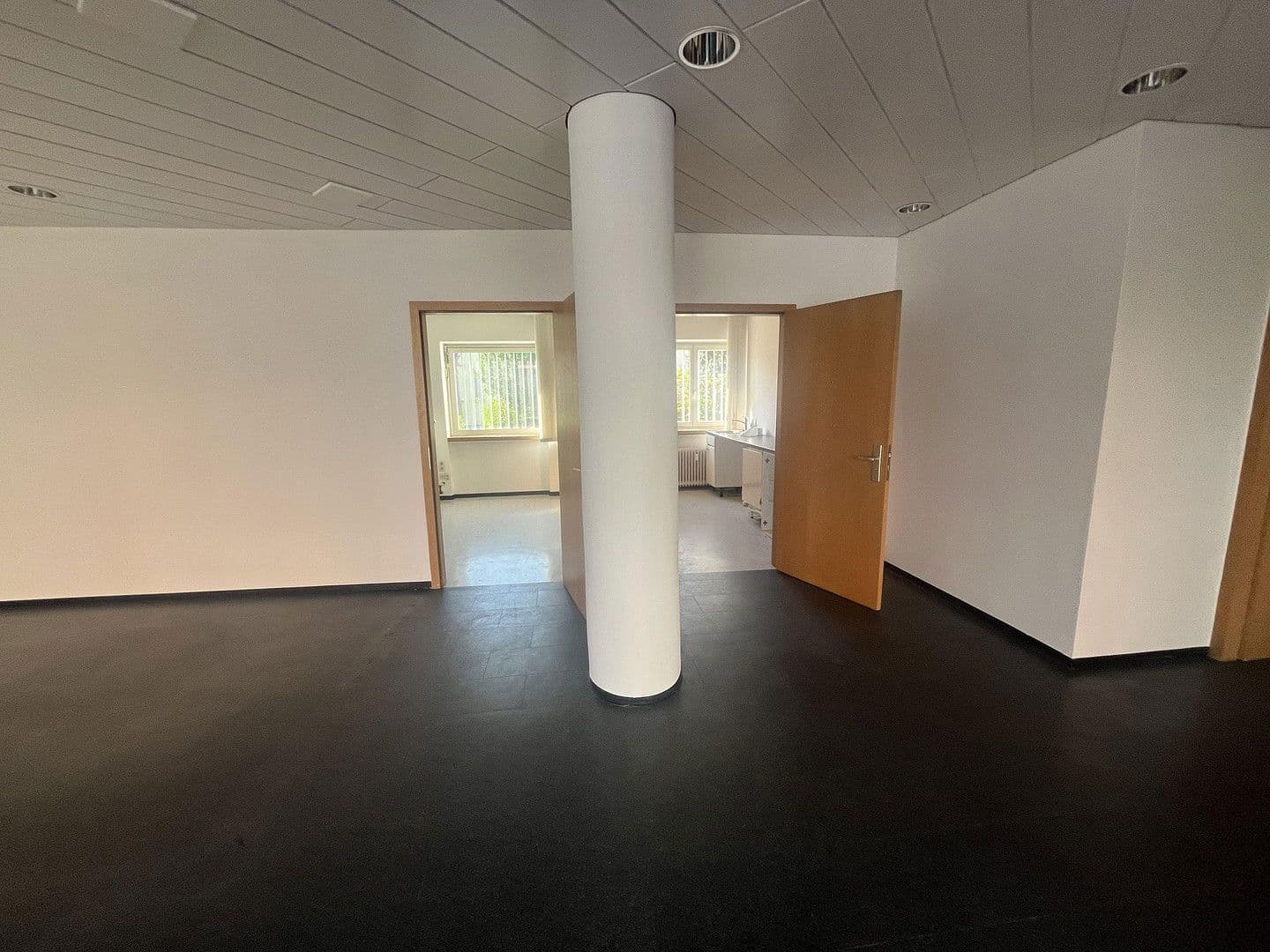 Pronájem nebytového prostoru 100 m², Römerstrasse 216, Heidelberg, Bádensko-Württembersko Pronájem nebytového prostoru 100 m², Römerstrasse 216, Heidelberg, Bádensko-Württembersko