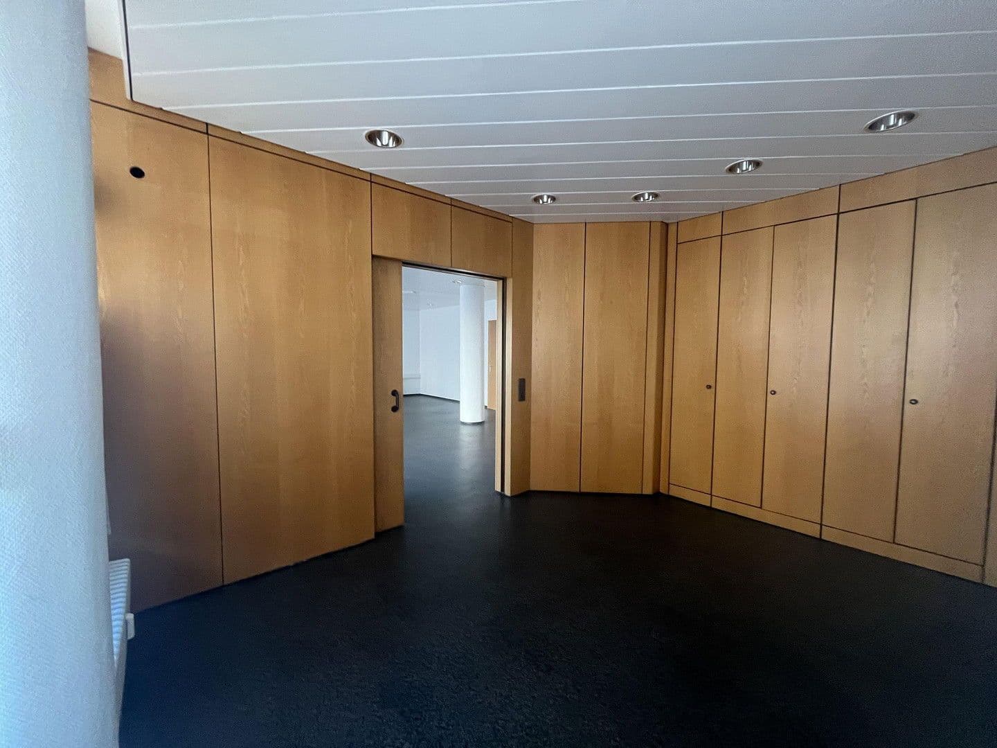 Pronájem nebytového prostoru 100 m², Römerstrasse 216, Heidelberg, Bádensko-Württembersko Pronájem nebytového prostoru 100 m², Römerstrasse 216, Heidelberg, Bádensko-Württembersko