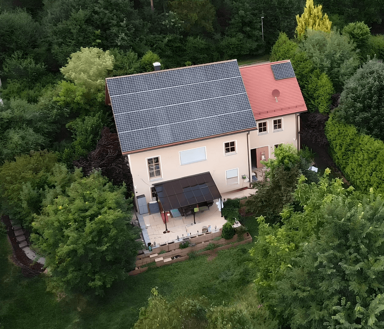 Prodej domu 220 m², pozemek 1.189 m², Deining, Bavorsko Prodej domu 220 m², pozemek 1.189 m², Deining, Bavorsko