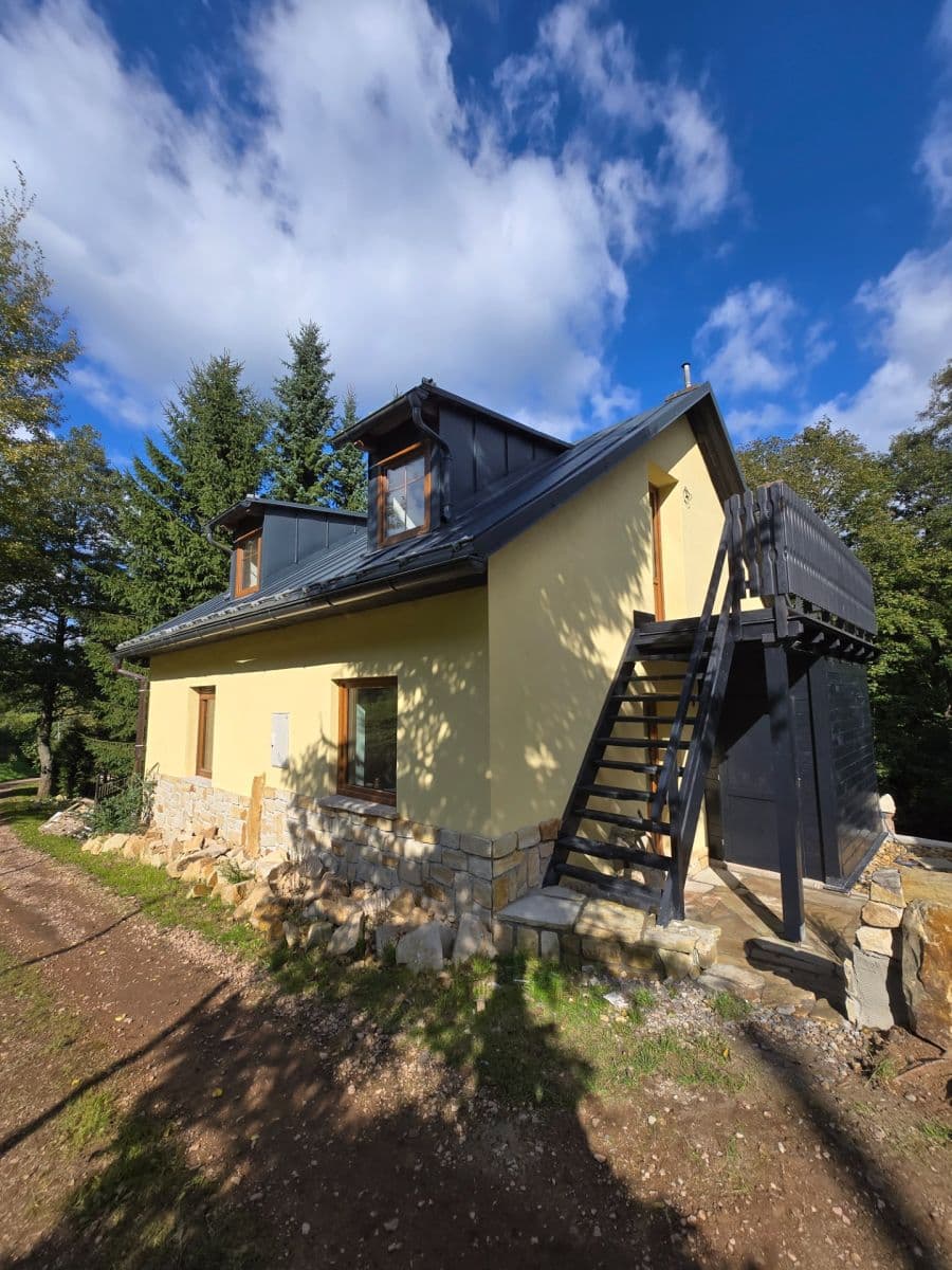 Prodej domu 92 m², pozemek 1.544 m², Bernartice, Královéhradecký kraj Prodej domu 92 m², pozemek 1.544 m², Bernartice, Královéhradecký kraj