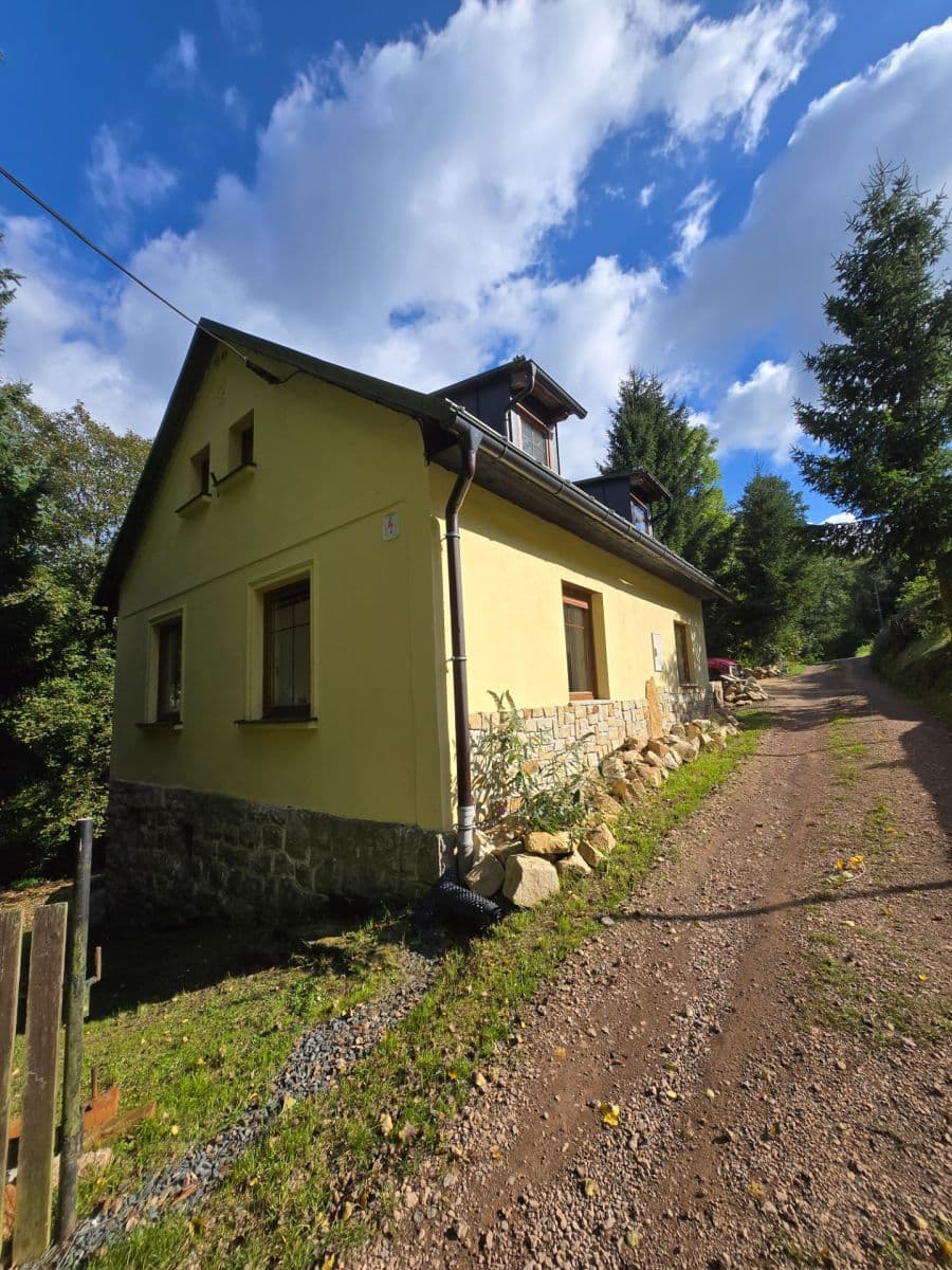 Prodej domu 92 m², pozemek 1.544 m², Bernartice, Královéhradecký kraj Prodej domu 92 m², pozemek 1.544 m², Bernartice, Královéhradecký kraj