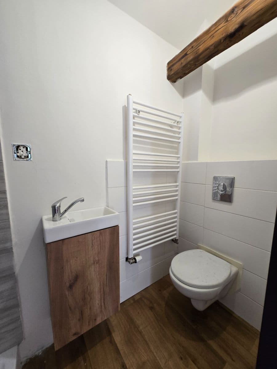 Prodej domu 92 m², pozemek 1.544 m², Bernartice, Královéhradecký kraj Prodej domu 92 m², pozemek 1.544 m², Bernartice, Královéhradecký kraj