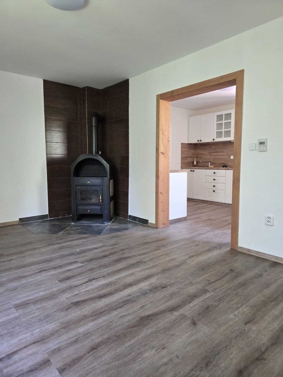 Prodej domu 92 m², pozemek 1.544 m², Bernartice, Královéhradecký kraj Prodej domu 92 m², pozemek 1.544 m², Bernartice, Královéhradecký kraj