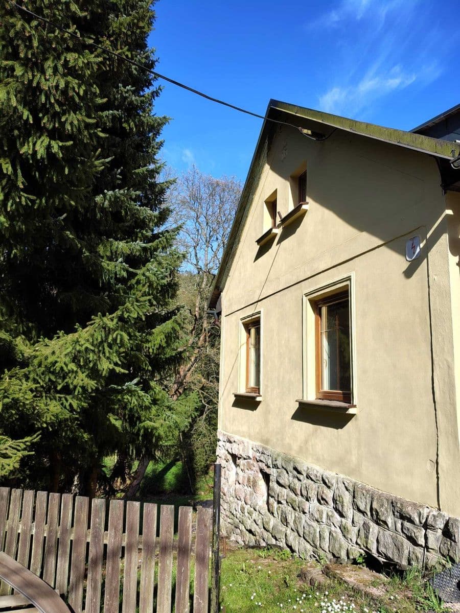 Prodej domu 92 m², pozemek 1.544 m², Bernartice, Královéhradecký kraj Prodej domu 92 m², pozemek 1.544 m², Bernartice, Královéhradecký kraj