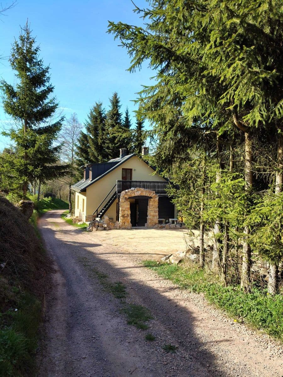 Prodej domu 92 m², pozemek 1.544 m², Bernartice, Královéhradecký kraj Prodej domu 92 m², pozemek 1.544 m², Bernartice, Královéhradecký kraj