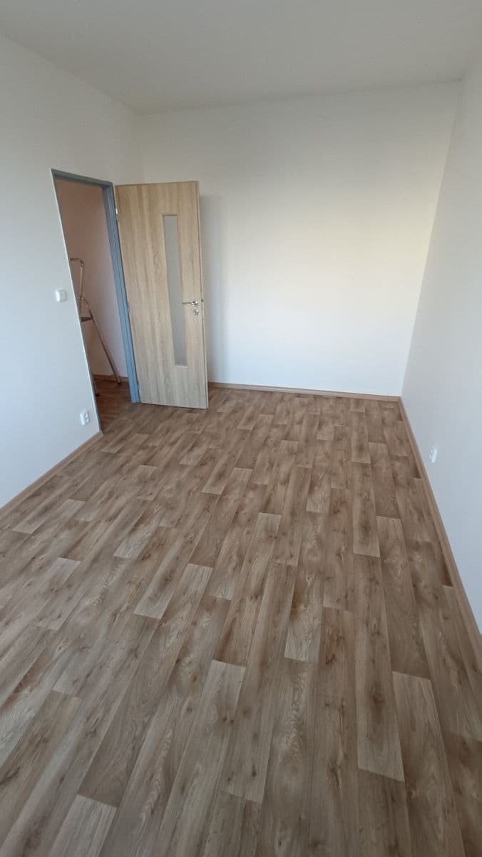 Pronájem bytu 3+1 65 m², Frýdlantská, Praha, Praha Pronájem bytu 3+1 65 m², Frýdlantská, Praha, Praha