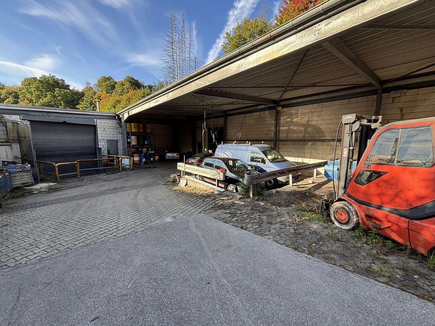 Prodej nebytového prostoru 13.171 m², Talstr, 146, Lüdenscheid, Severní Porýní-Vestfálsko Prodej nebytového prostoru 13.171 m², Talstr, 146, Lüdenscheid, Severní Porýní-Vestfálsko