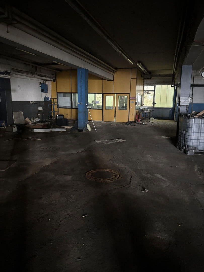 Prodej nebytového prostoru 13.171 m², Talstr, 146, Lüdenscheid, Severní Porýní-Vestfálsko Prodej nebytového prostoru 13.171 m², Talstr, 146, Lüdenscheid, Severní Porýní-Vestfálsko