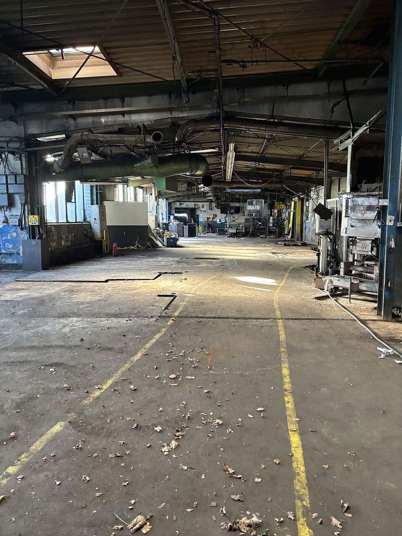 Prodej nebytového prostoru 13.171 m², Talstr, 146, Lüdenscheid, Severní Porýní-Vestfálsko Prodej nebytového prostoru 13.171 m², Talstr, 146, Lüdenscheid, Severní Porýní-Vestfálsko