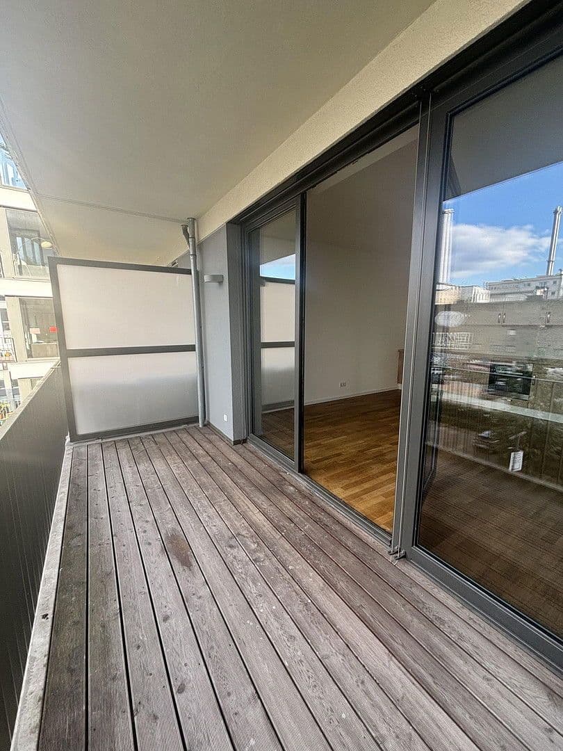 Pronájem bytu 3+1 62 m², Wilhemine-Gemberg-Weg 1, Berlin, Berlín Pronájem bytu 3+1 62 m², Wilhemine-Gemberg-Weg 1, Berlin, Berlín