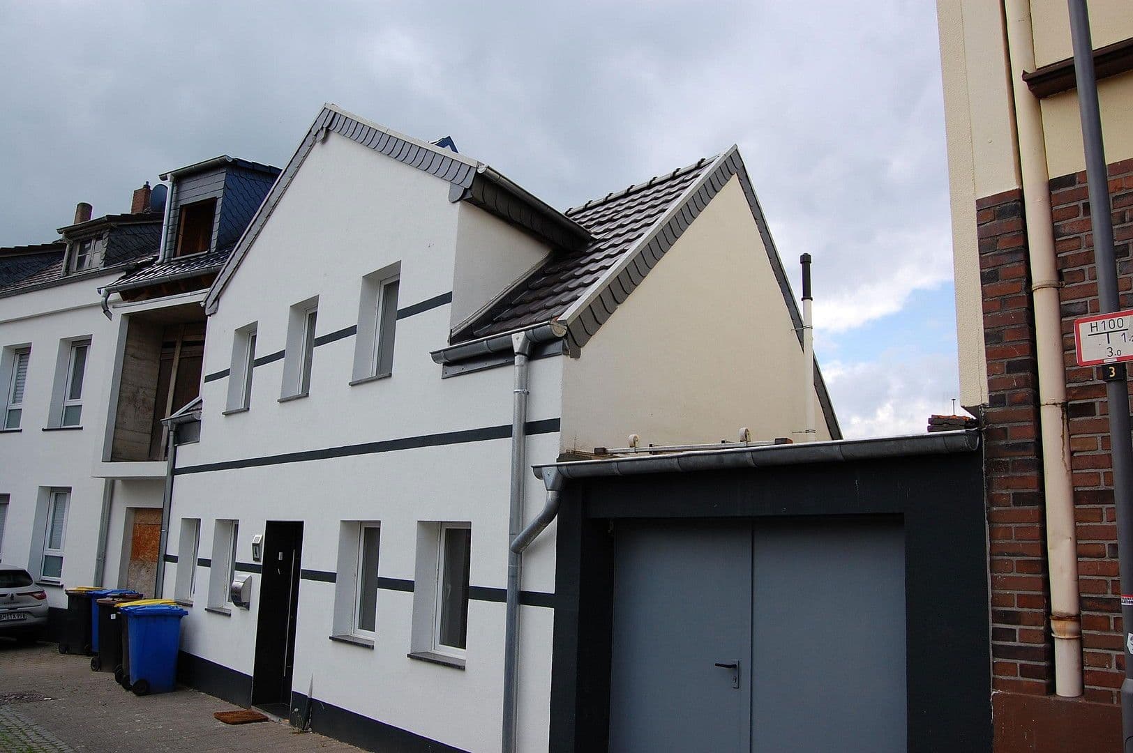 Prodej domu 155 m², pozemek 378 m², Kerpen, Severní Porýní-Vestfálsko Prodej domu 155 m², pozemek 378 m², Kerpen, Severní Porýní-Vestfálsko