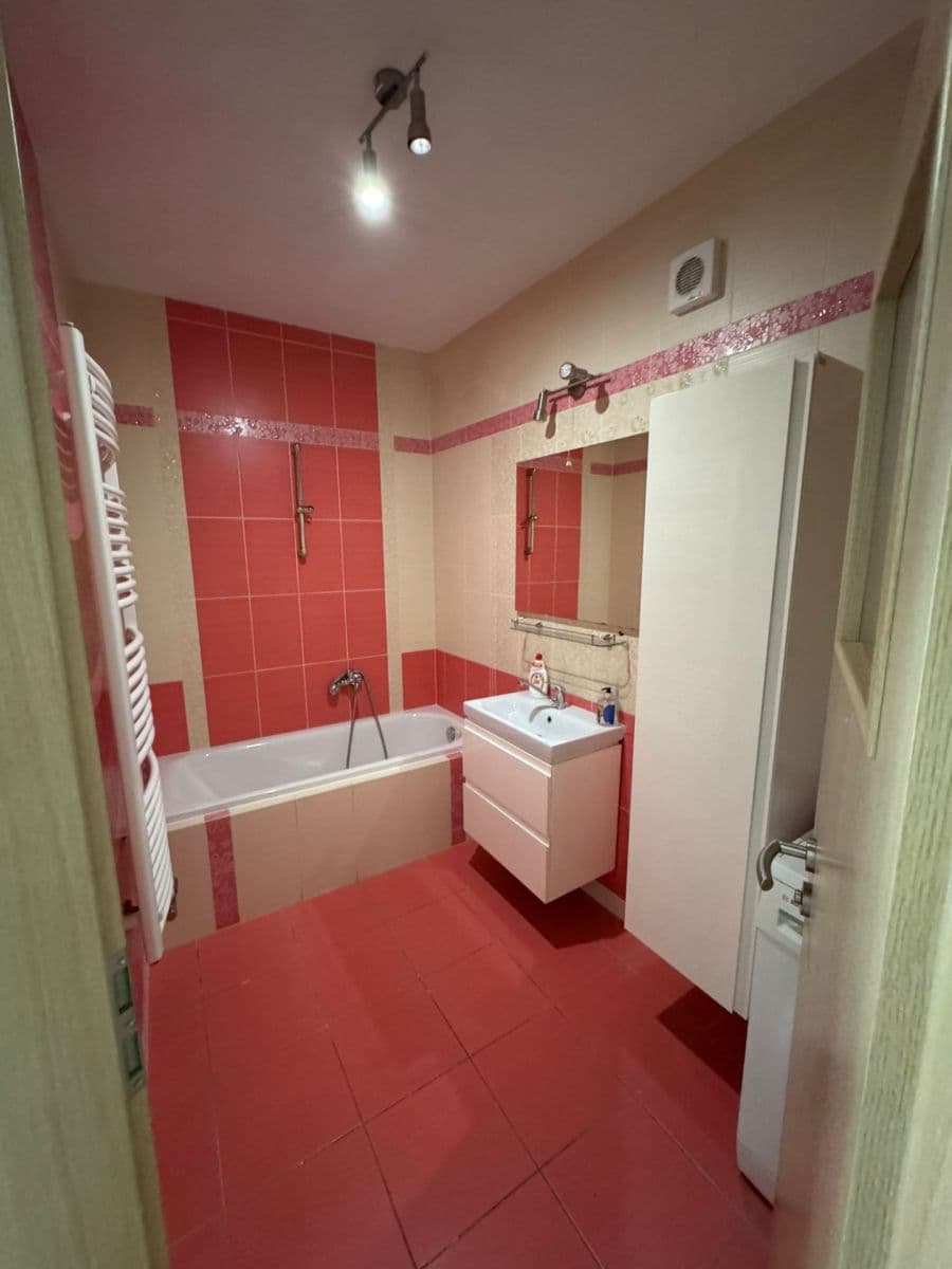 Pronájem bytu 3+1 107 m², Ruská, Teplice, Ústecký kraj Pronájem bytu 3+1 107 m², Ruská, Teplice, Ústecký kraj