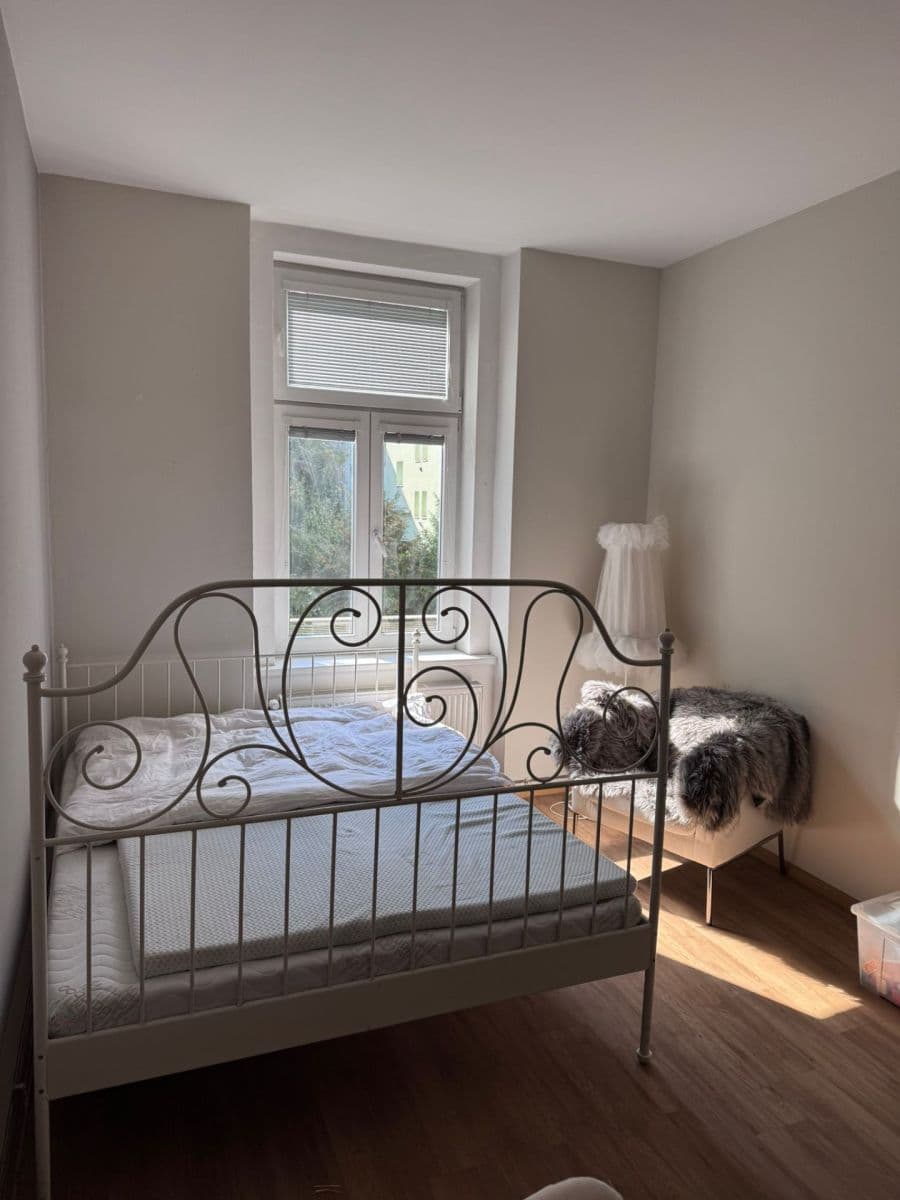 Pronájem bytu 3+1 107 m², Ruská, Teplice, Ústecký kraj Pronájem bytu 3+1 107 m², Ruská, Teplice, Ústecký kraj