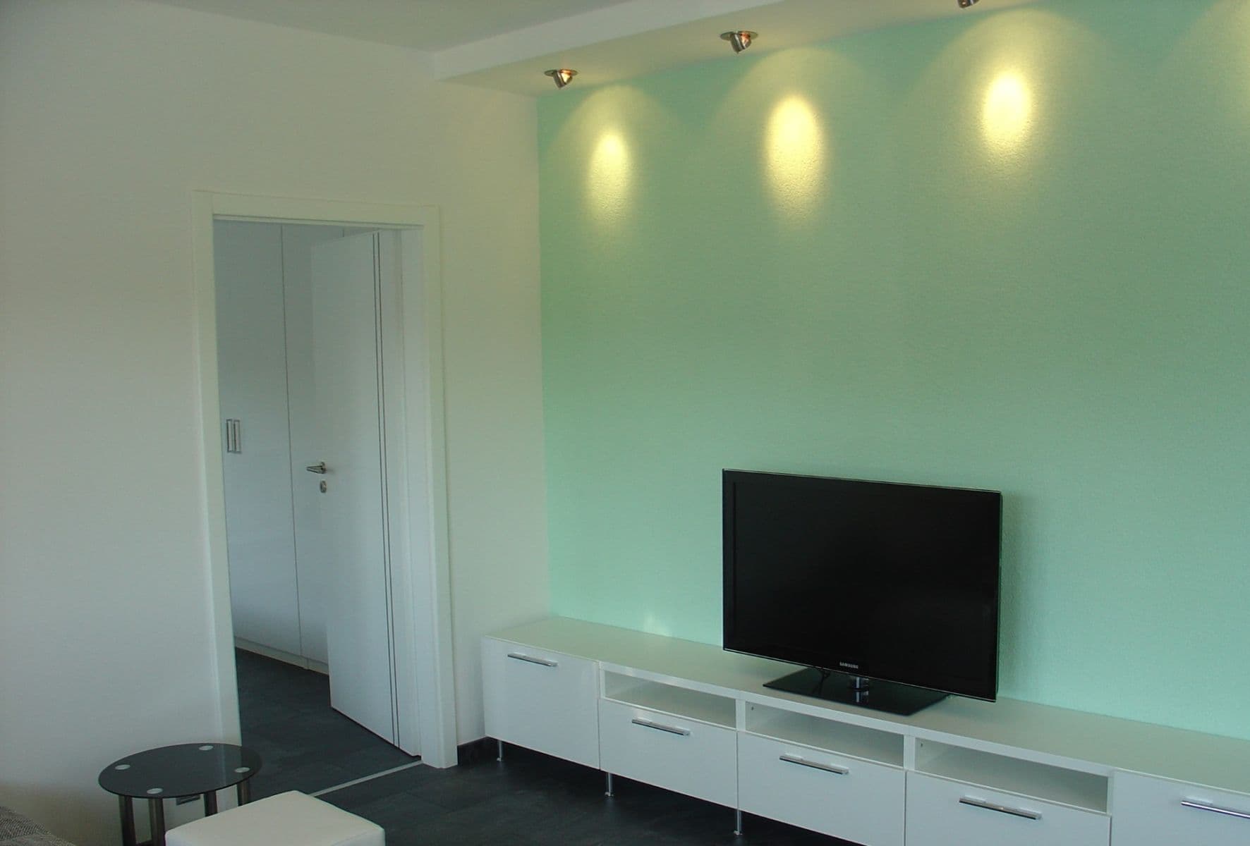 Pronájem bytu 2+1 55 m², Gaštanová, Bratislava - mestská časť Staré Mesto, Bratislavský kraj Pronájem bytu 2+1 55 m², Gaštanová, Bratislava - mestská časť Staré Mesto, Bratislavský kraj