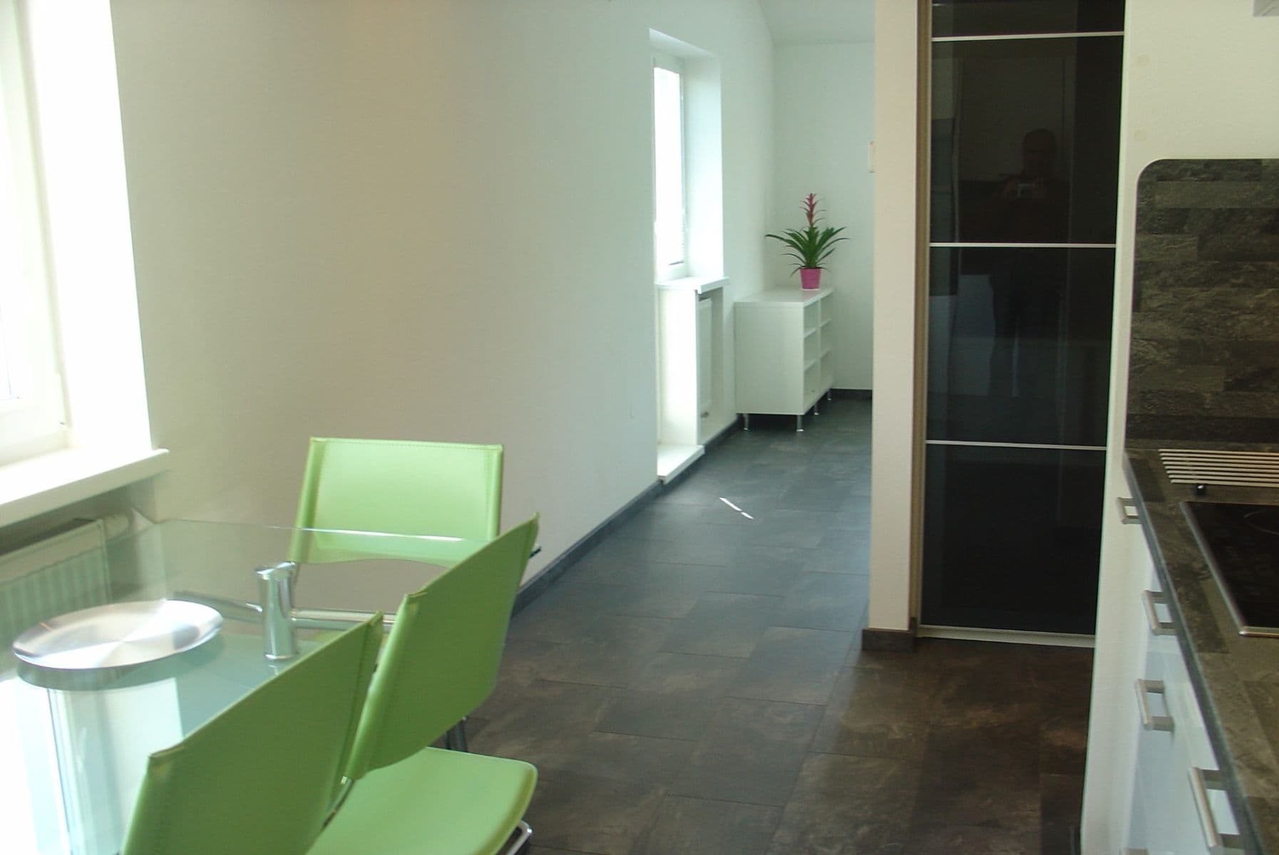 Pronájem bytu 2+1 55 m², Gaštanová, Bratislava - mestská časť Staré Mesto, Bratislavský kraj Pronájem bytu 2+1 55 m², Gaštanová, Bratislava - mestská časť Staré Mesto, Bratislavský kraj