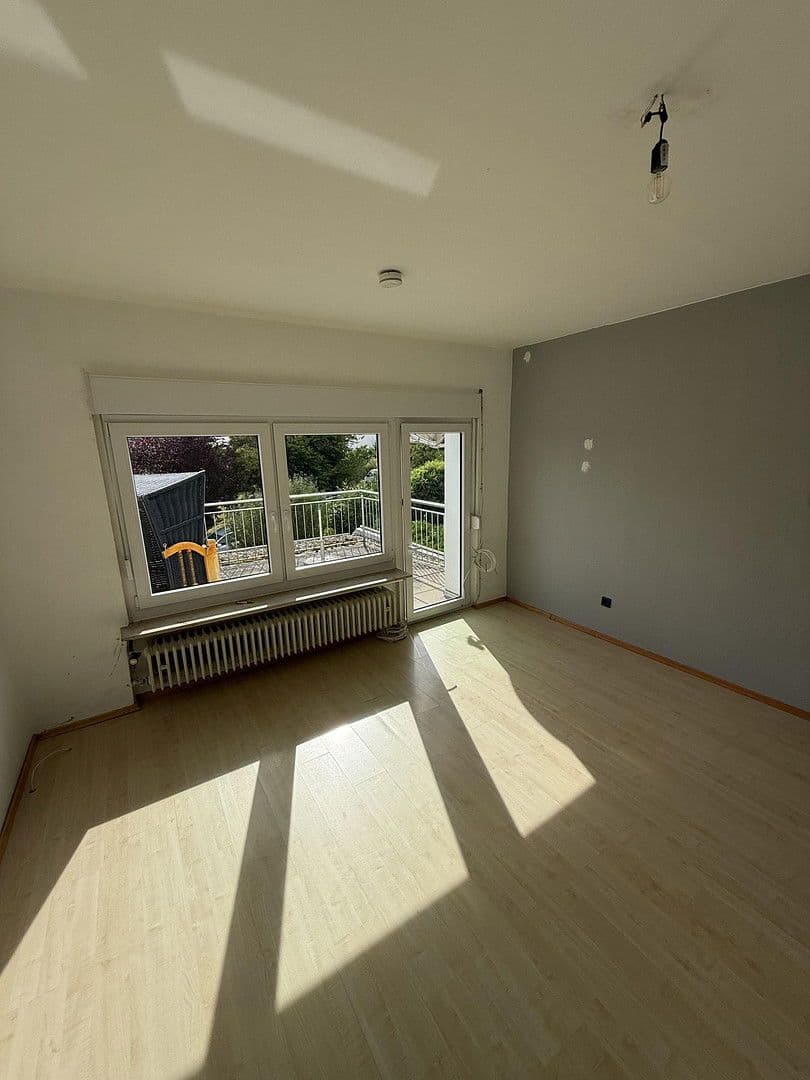 Prodej domu 143 m², pozemek 485 m², Baunatal, Hessen Prodej domu 143 m², pozemek 485 m², Baunatal, Hessen