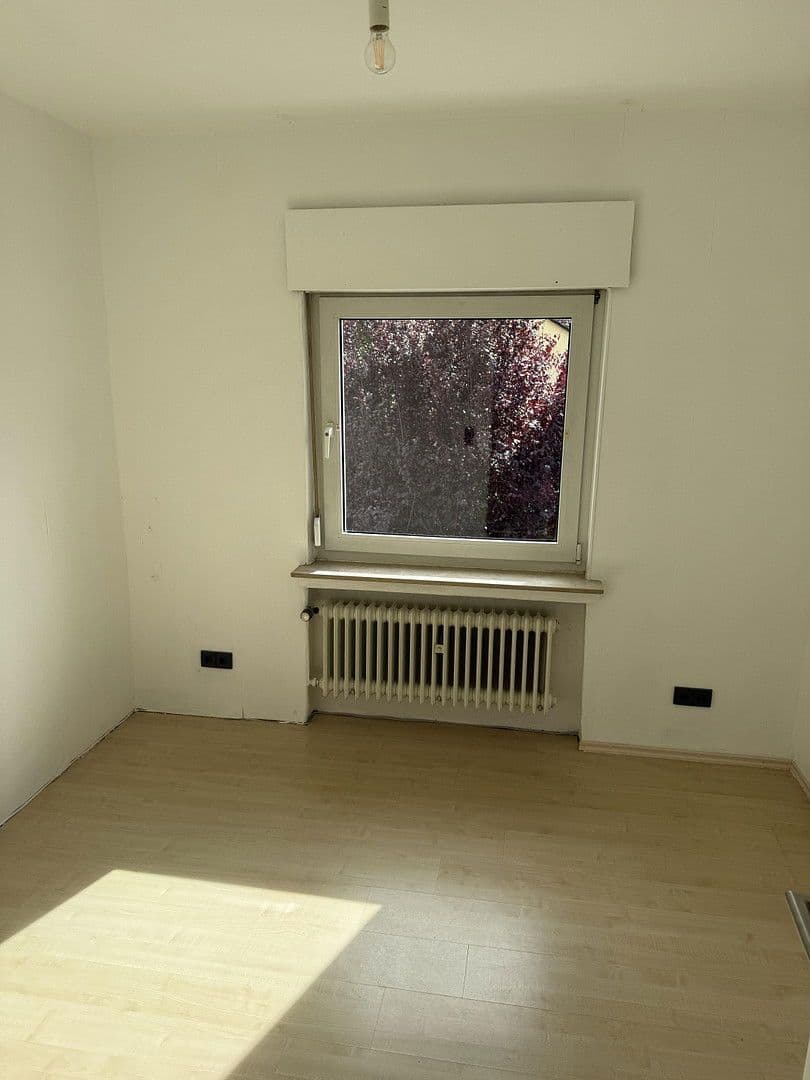 Prodej domu 143 m², pozemek 485 m², Baunatal, Hessen Prodej domu 143 m², pozemek 485 m², Baunatal, Hessen