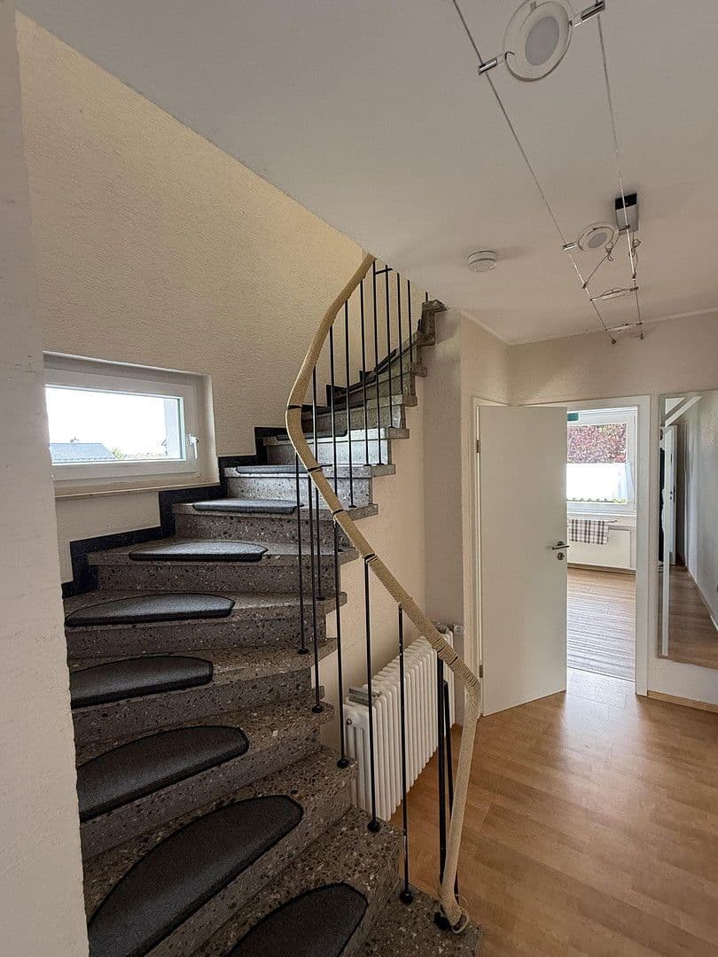 Prodej domu 143 m², pozemek 485 m², Baunatal, Hessen Prodej domu 143 m², pozemek 485 m², Baunatal, Hessen