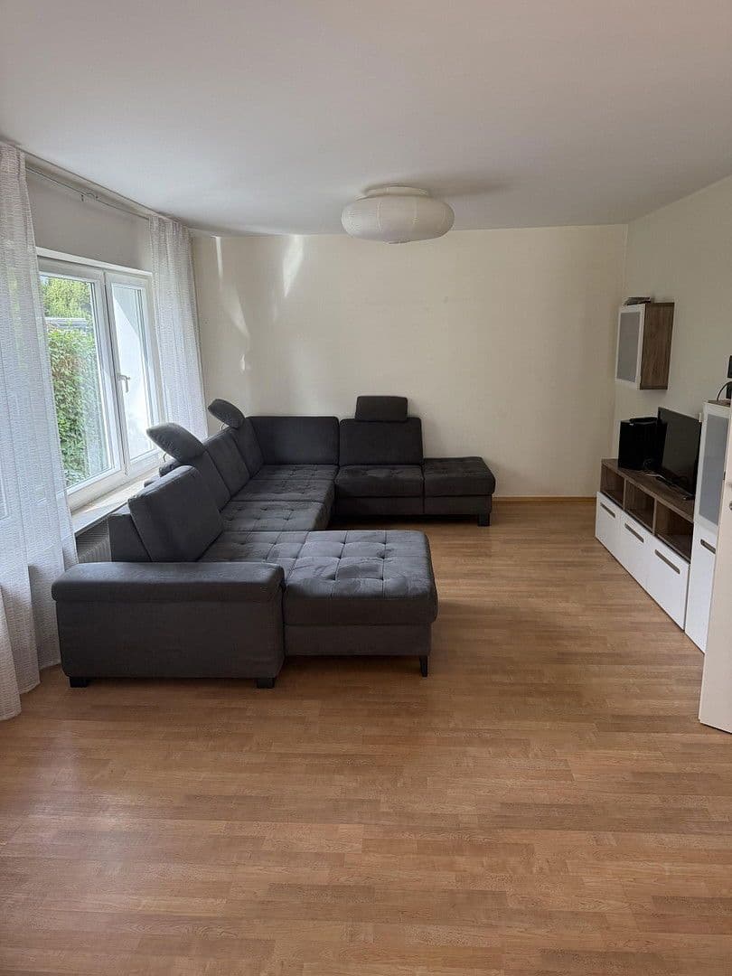 Prodej domu 143 m², pozemek 485 m², Baunatal, Hessen Prodej domu 143 m², pozemek 485 m², Baunatal, Hessen
