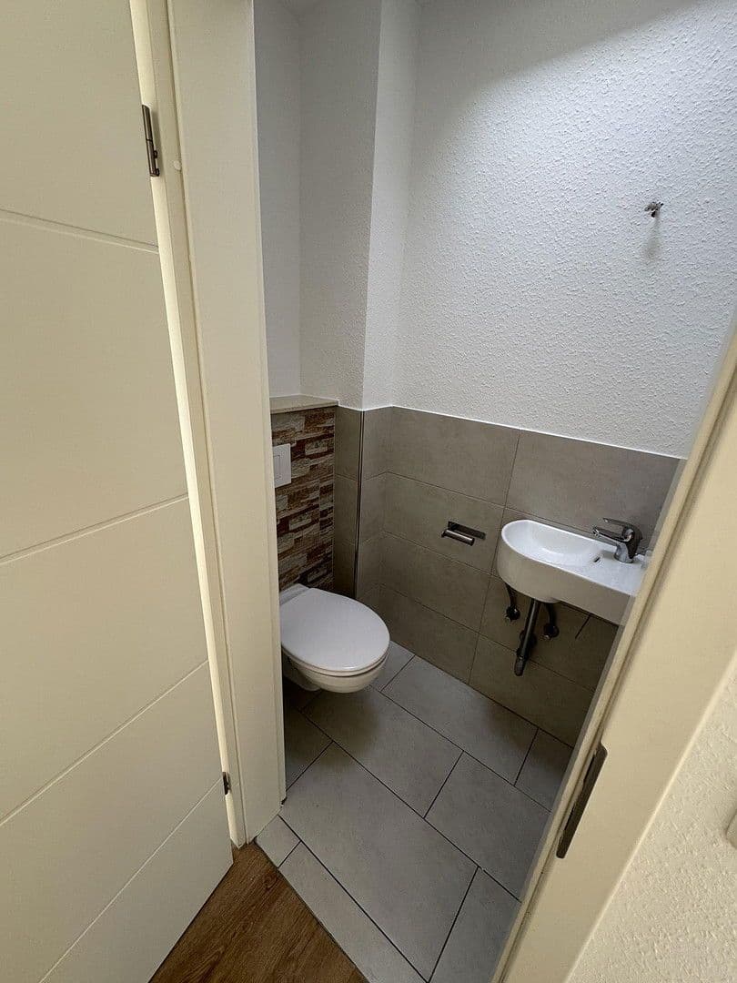 Prodej domu 180 m², pozemek 400 m², Trommelweg 86A, Oldenburg (Oldenburg), Dolní Sasko Prodej domu 180 m², pozemek 400 m², Trommelweg 86A, Oldenburg (Oldenburg), Dolní Sasko