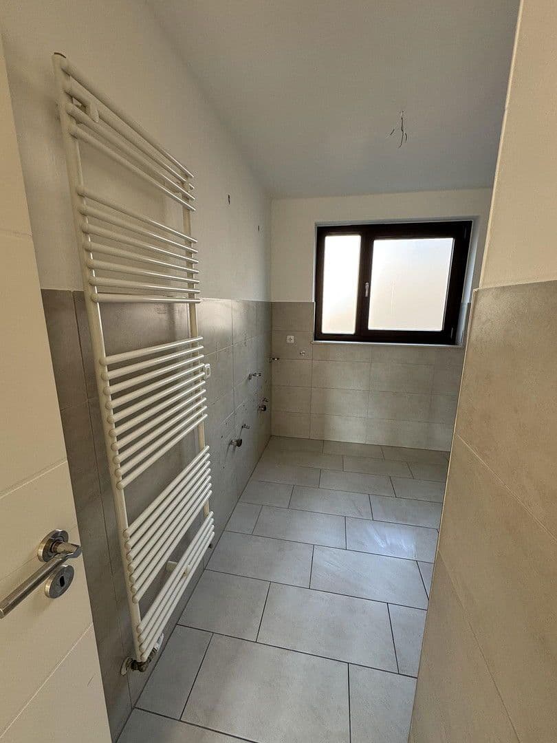 Prodej domu 180 m², pozemek 400 m², Trommelweg 86A, Oldenburg (Oldenburg), Dolní Sasko Prodej domu 180 m², pozemek 400 m², Trommelweg 86A, Oldenburg (Oldenburg), Dolní Sasko