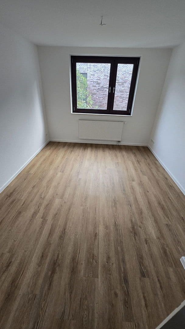 Prodej domu 180 m², pozemek 400 m², Trommelweg 86A, Oldenburg (Oldenburg), Dolní Sasko Prodej domu 180 m², pozemek 400 m², Trommelweg 86A, Oldenburg (Oldenburg), Dolní Sasko