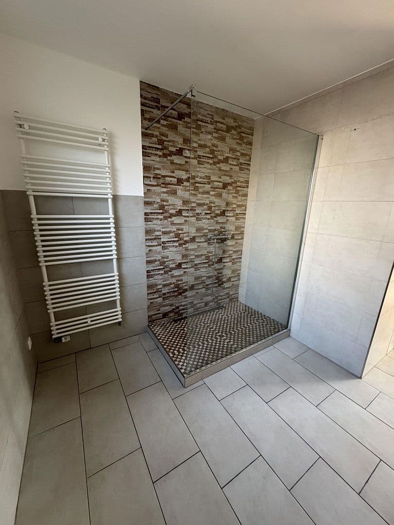 Prodej domu 180 m², pozemek 400 m², Trommelweg 86A, Oldenburg (Oldenburg), Dolní Sasko Prodej domu 180 m², pozemek 400 m², Trommelweg 86A, Oldenburg (Oldenburg), Dolní Sasko