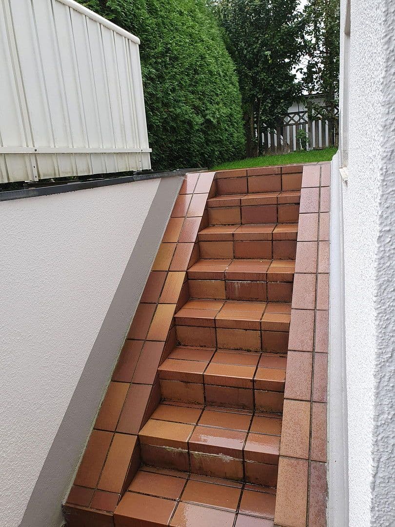 Prodej domu 330 m², pozemek 727 m², Sittenbachstraße 28 und 28a, Odelzhausen, Bavorsko Prodej domu 330 m², pozemek 727 m², Sittenbachstraße 28 und 28a, Odelzhausen, Bavorsko