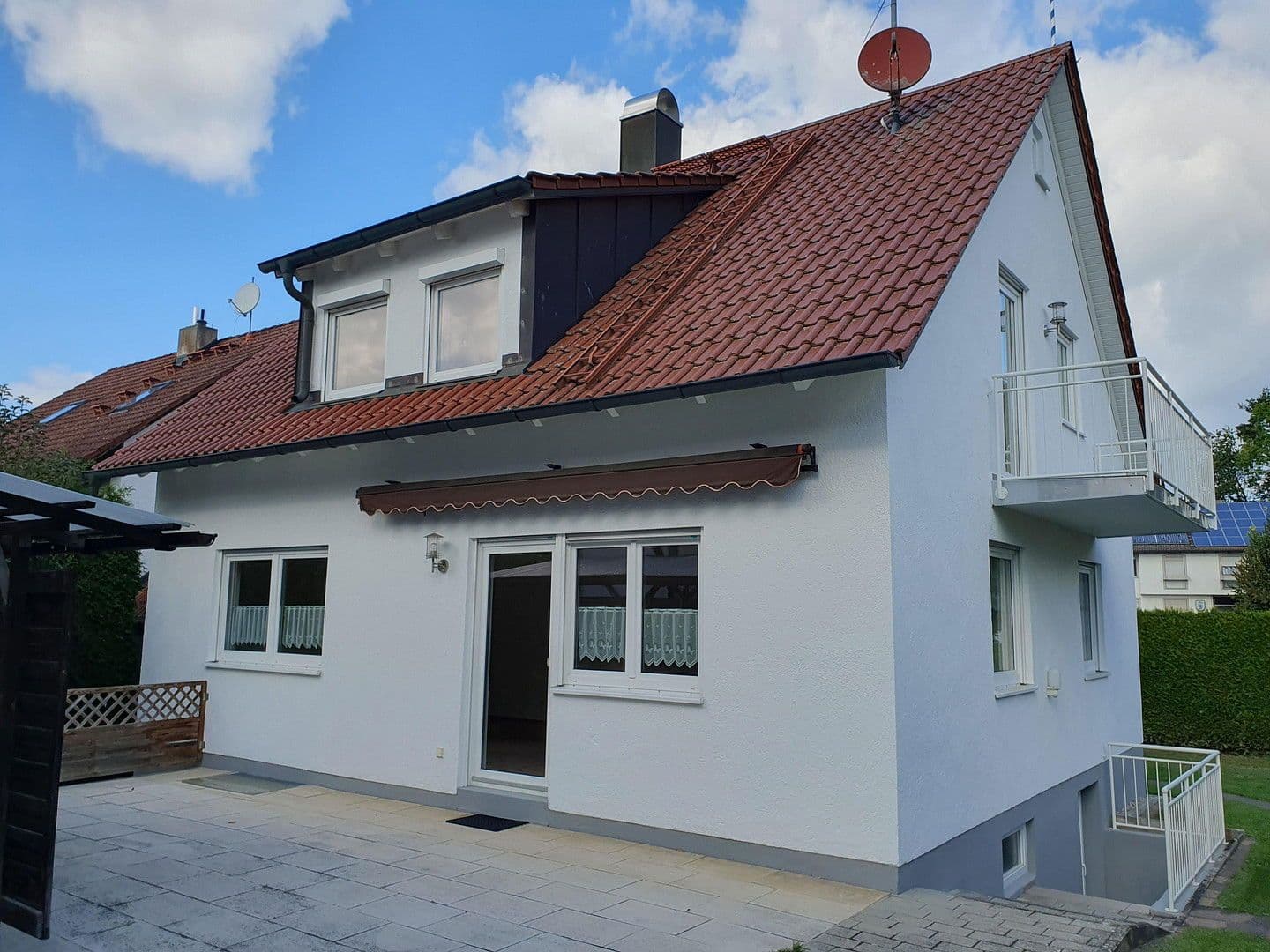 Prodej domu 330 m², pozemek 727 m², Sittenbachstraße 28 und 28a, Odelzhausen, Bavorsko Prodej domu 330 m², pozemek 727 m², Sittenbachstraße 28 und 28a, Odelzhausen, Bavorsko