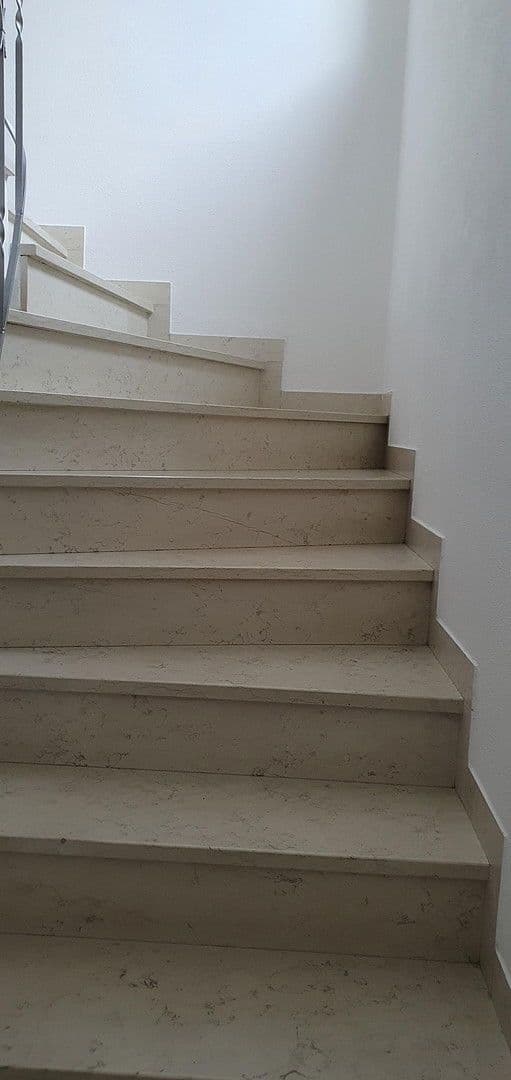 Prodej domu 330 m², pozemek 727 m², Sittenbachstraße 28 und 28a, Odelzhausen, Bavorsko Prodej domu 330 m², pozemek 727 m², Sittenbachstraße 28 und 28a, Odelzhausen, Bavorsko