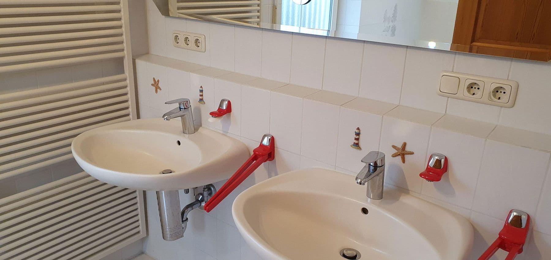 Prodej domu 330 m², pozemek 727 m², Sittenbachstraße 28 und 28a, Odelzhausen, Bavorsko Prodej domu 330 m², pozemek 727 m², Sittenbachstraße 28 und 28a, Odelzhausen, Bavorsko