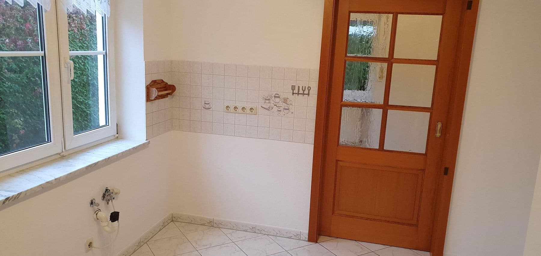 Prodej domu 330 m², pozemek 727 m², Sittenbachstraße 28 und 28a, Odelzhausen, Bavorsko Prodej domu 330 m², pozemek 727 m², Sittenbachstraße 28 und 28a, Odelzhausen, Bavorsko