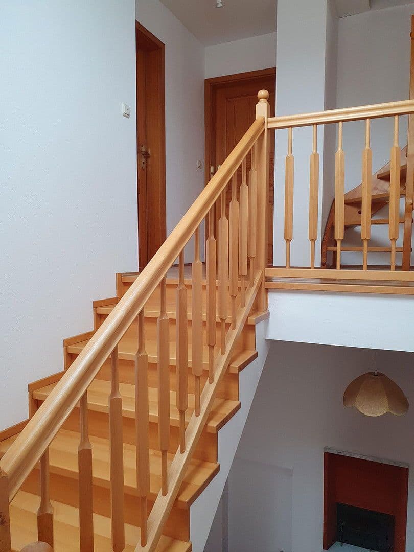 Prodej domu 330 m², pozemek 727 m², Sittenbachstraße 28 und 28a, Odelzhausen, Bavorsko Prodej domu 330 m², pozemek 727 m², Sittenbachstraße 28 und 28a, Odelzhausen, Bavorsko
