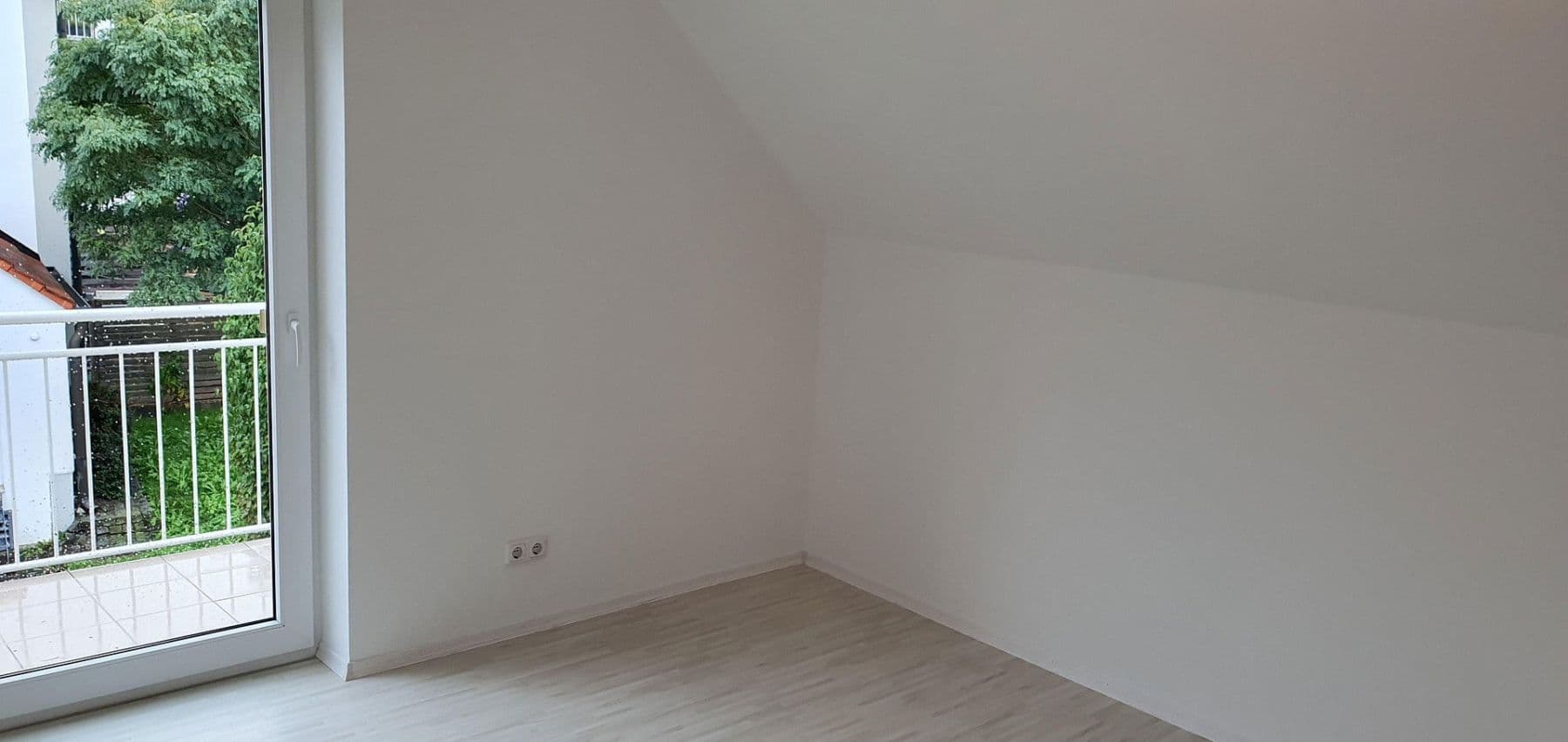 Prodej domu 330 m², pozemek 727 m², Sittenbachstraße 28 und 28a, Odelzhausen, Bavorsko Prodej domu 330 m², pozemek 727 m², Sittenbachstraße 28 und 28a, Odelzhausen, Bavorsko