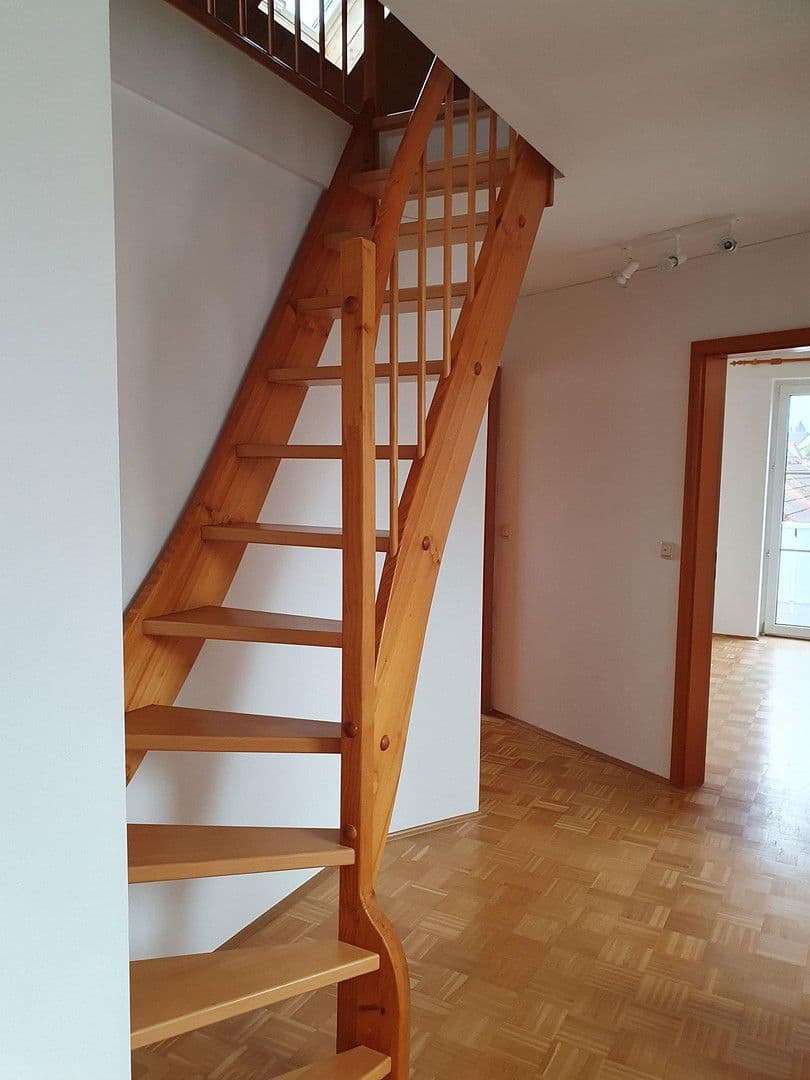 Prodej domu 330 m², pozemek 727 m², Sittenbachstraße 28 und 28a, Odelzhausen, Bavorsko Prodej domu 330 m², pozemek 727 m², Sittenbachstraße 28 und 28a, Odelzhausen, Bavorsko